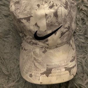 Nike mens hat